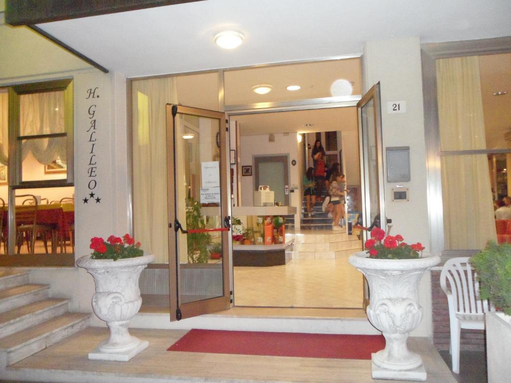 Hotel Galileo Rimini Exteriör bild