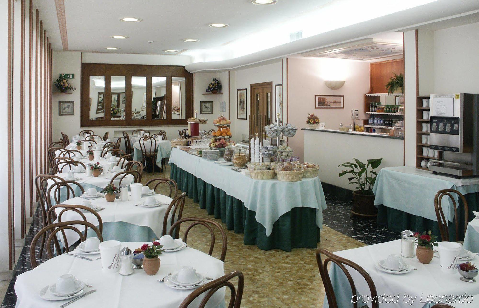 Hotel Terminus & Plaza Pisa Restaurang bild