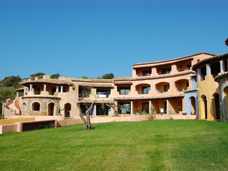 Residence Il Borgo Orosei Exteriör bild