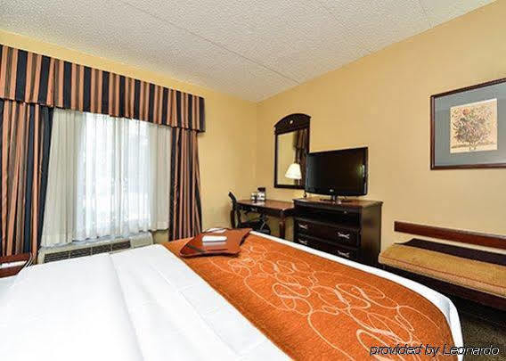 Comfort Inn & Suites Somerset - New Brunswick Exteriör bild