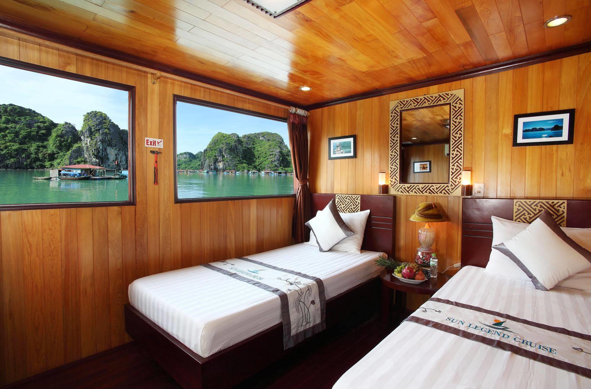 Sun Legend Cruise Hotell Ha Long Exteriör bild