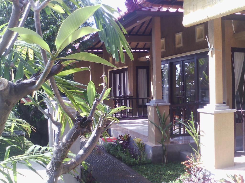 Bali Relax'S Homestay And Cafe Amed Rum bild