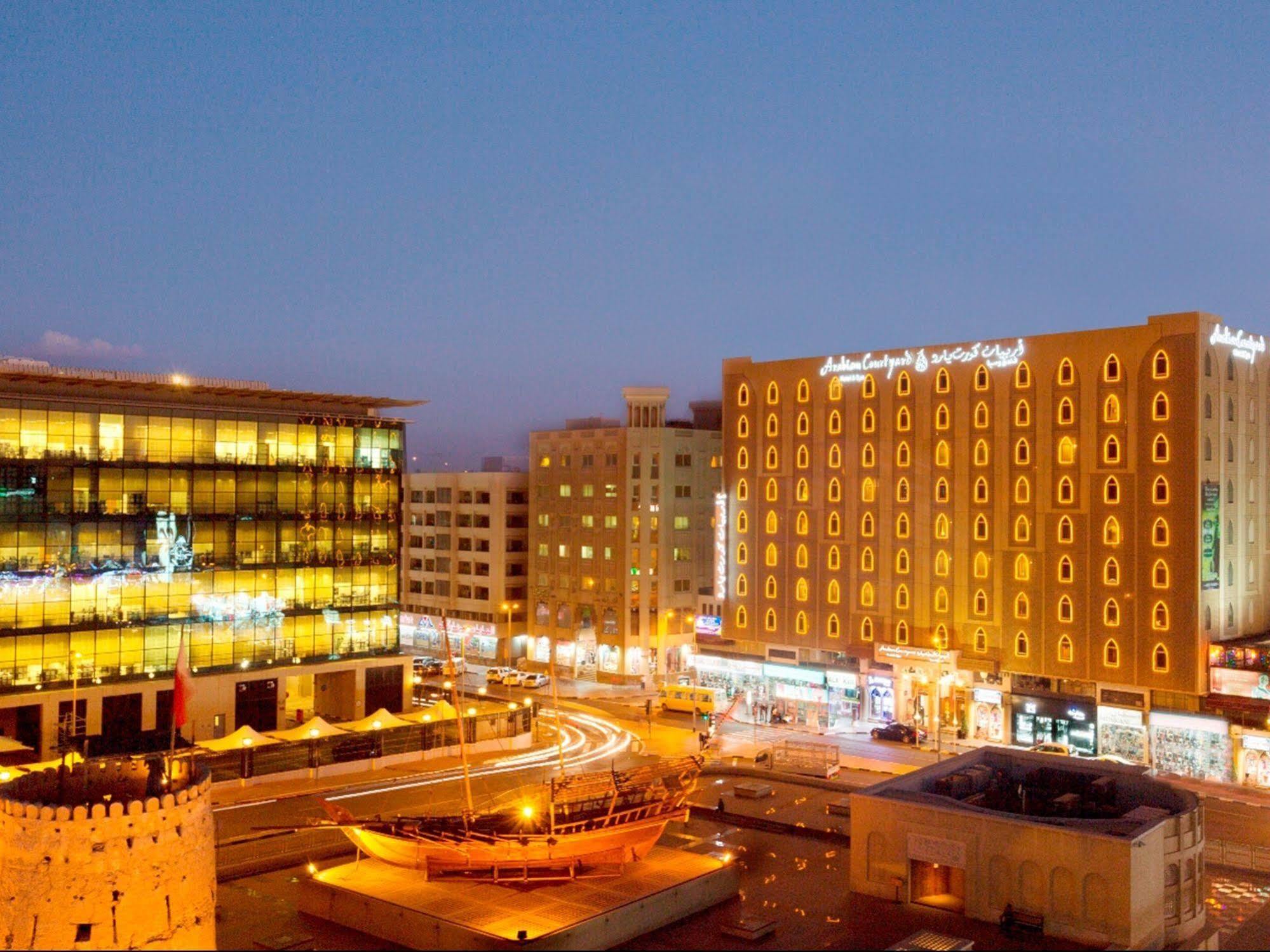 Arabian Courtyard Hotel & Spa Dubai Exteriör bild