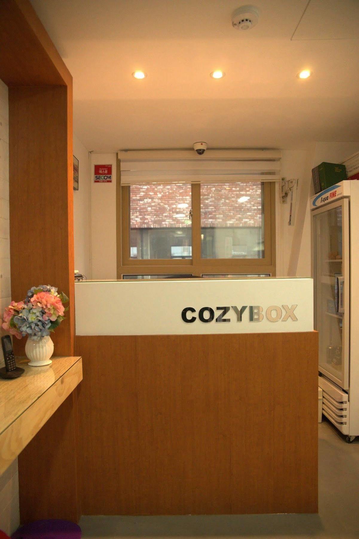 Cozybox Hotell Seoul Exteriör bild