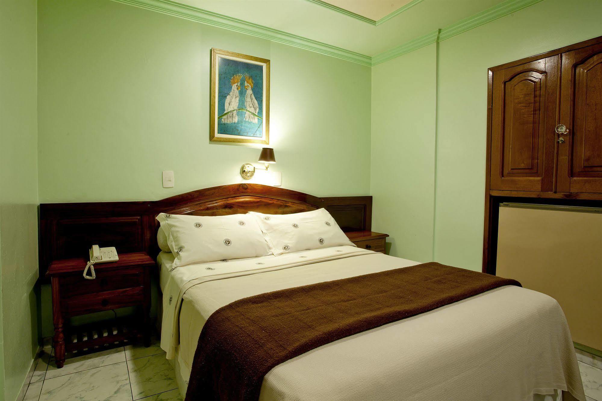 Krystal Hotel Manaus Exteriör bild