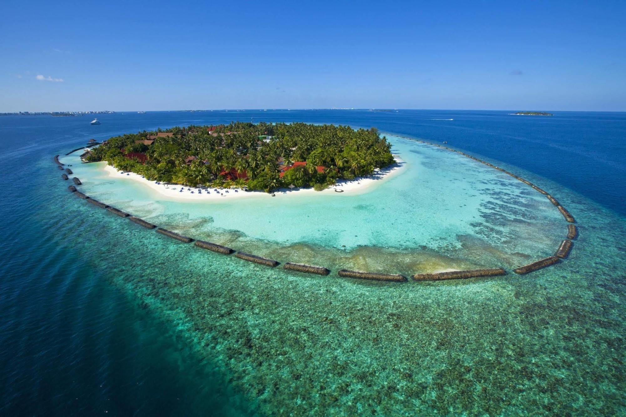 Kurumba Maldives Norra Malé-atollen Exteriör bild
