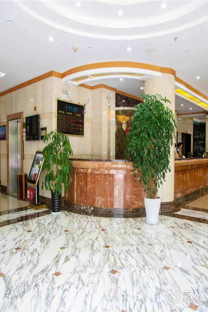 Kunming Jinggu Hotel Exteriör bild
