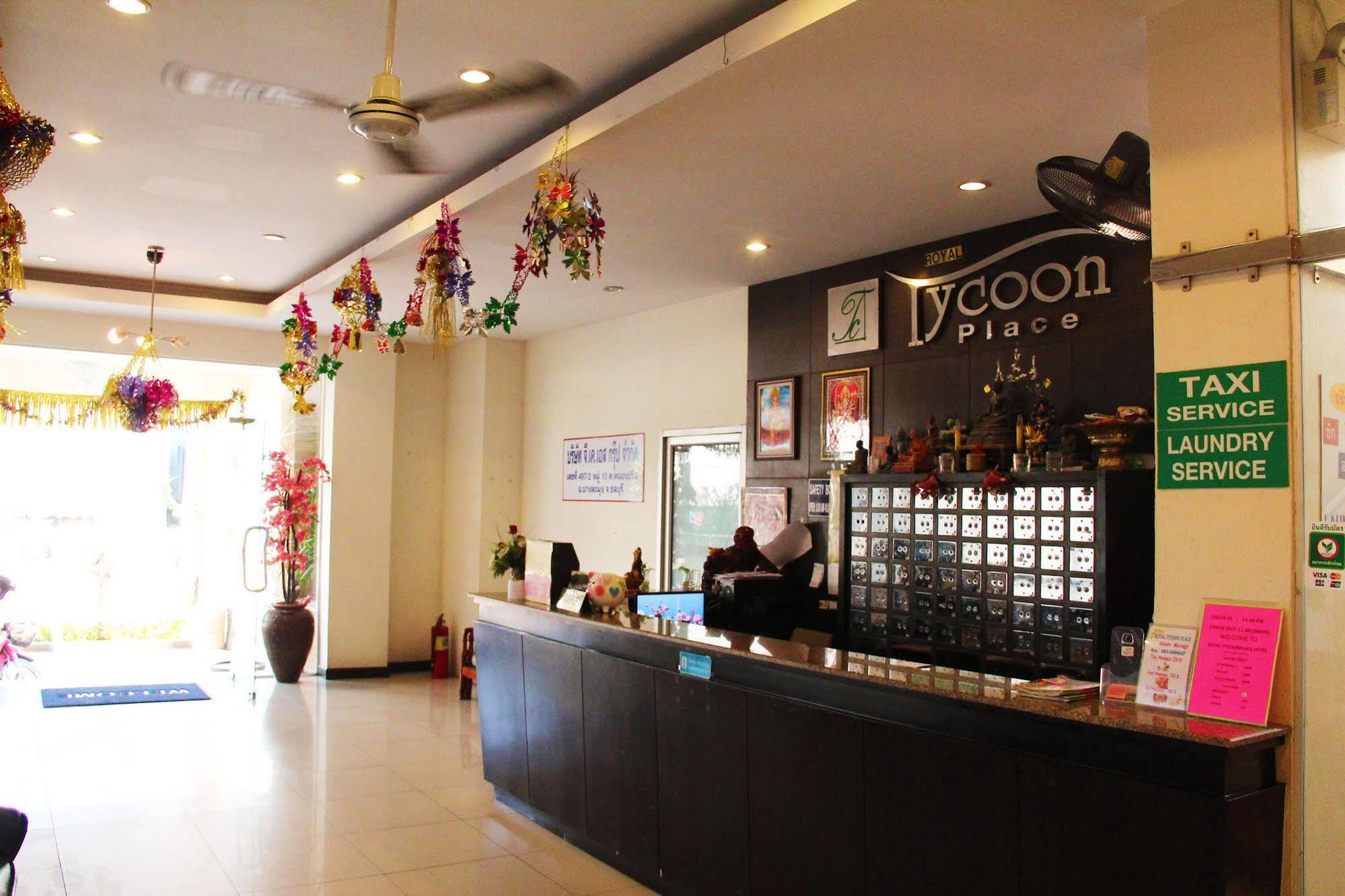 Royal Tycoon Place Hotel Pattaya Exteriör bild
