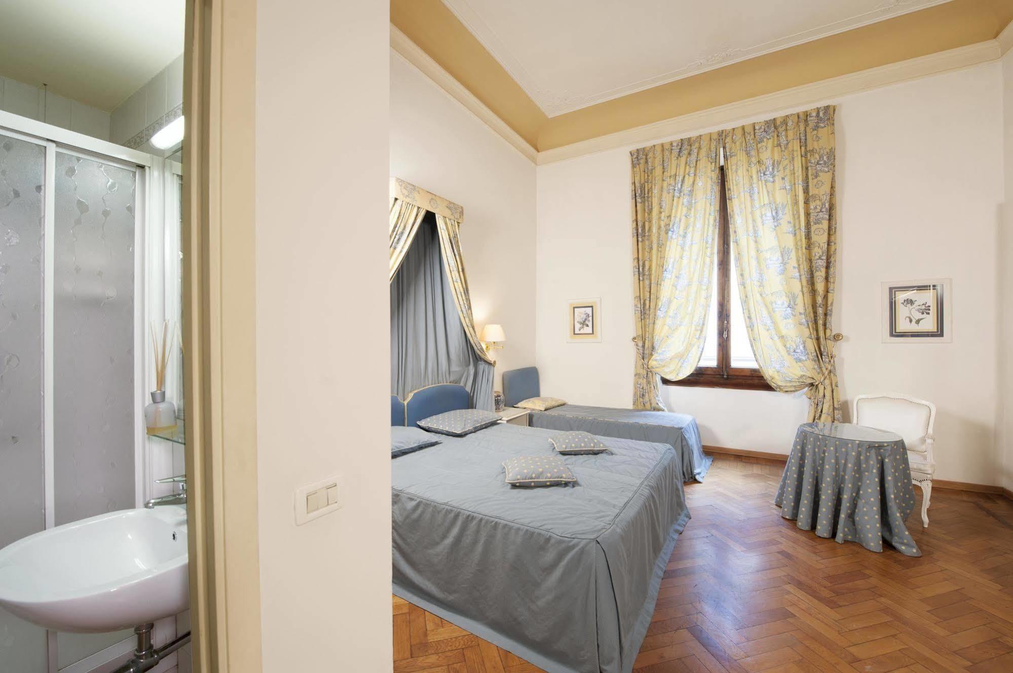 Palazzo Ruspoli Bed and Breakfast Florens Exteriör bild