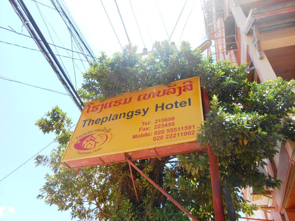 Theplangsy Hotel Vientiane Exteriör bild