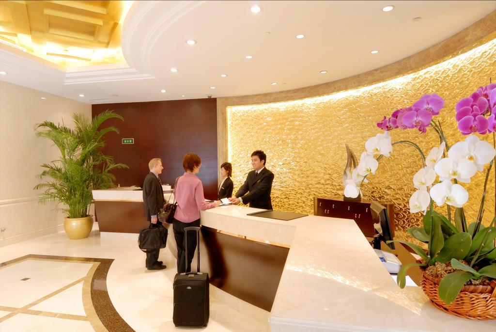 Golden Eagle Summit Hotel Nanjing  Exteriör bild