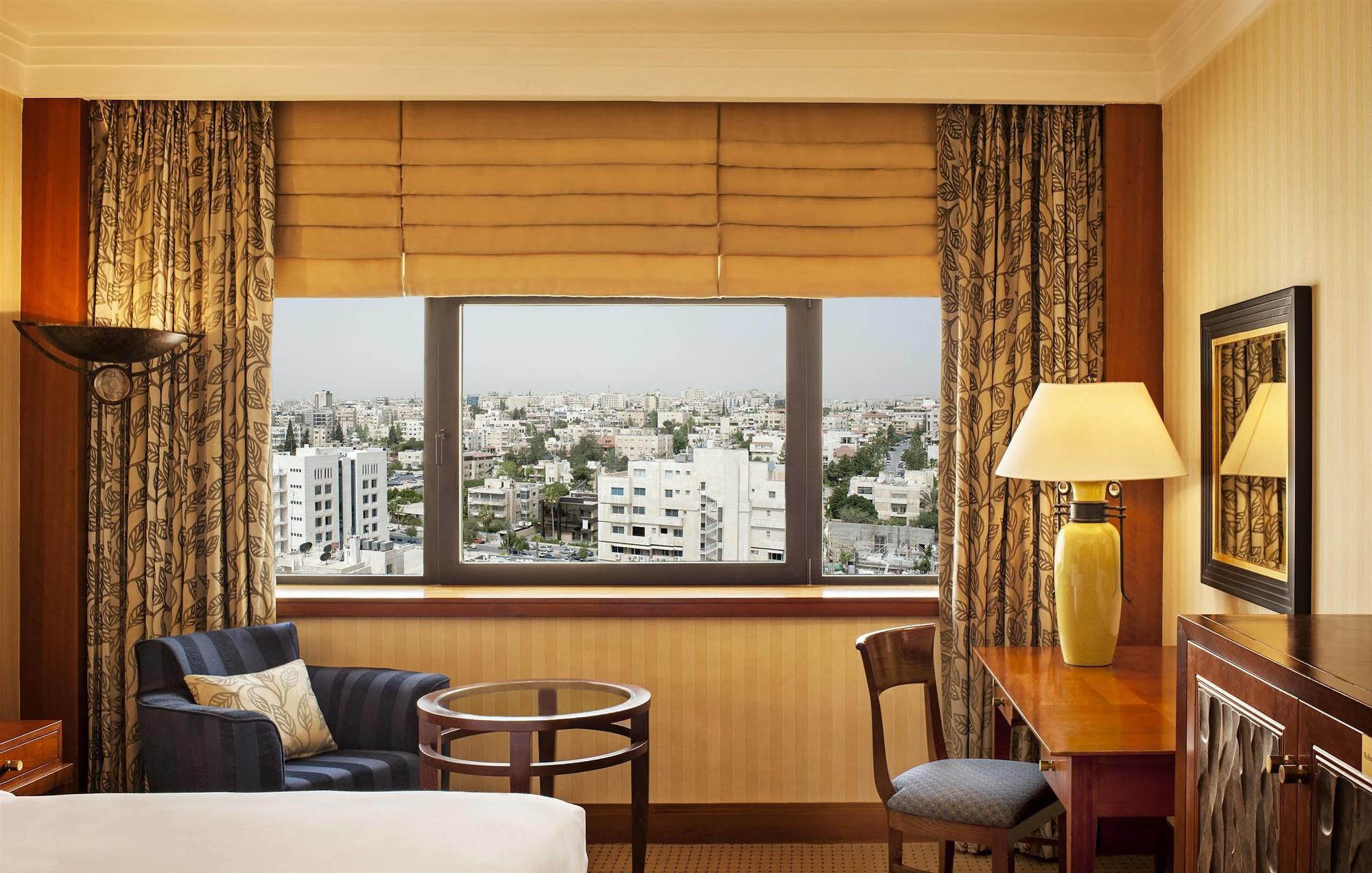 Le Grand Amman Managed By Accor Hotell Exteriör bild