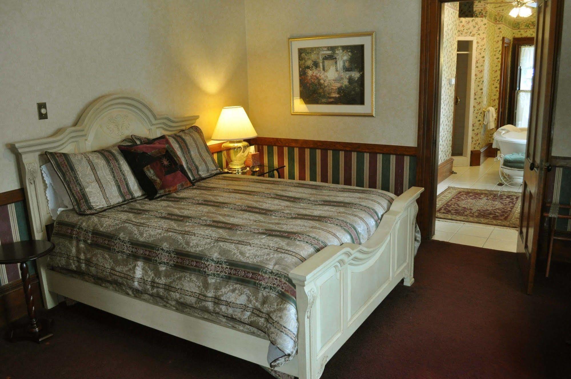 White Swan Inn Bed And Breakfast Whitehall Exteriör bild