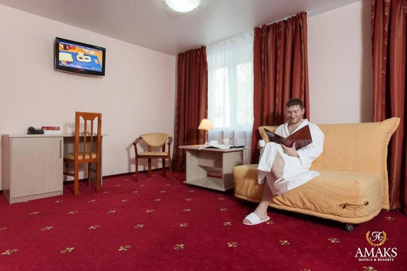 Amaks Vizit Hotel Gomel Exteriör bild