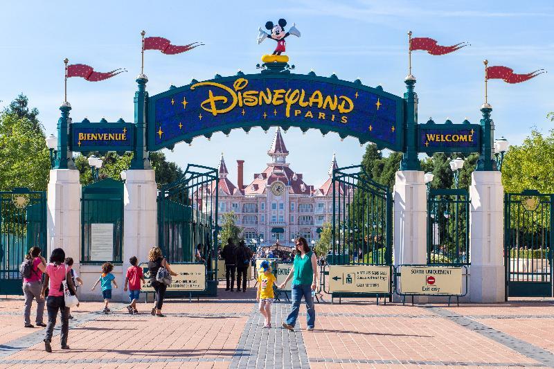 Disneyland Hotel Chessy  Exteriör bild