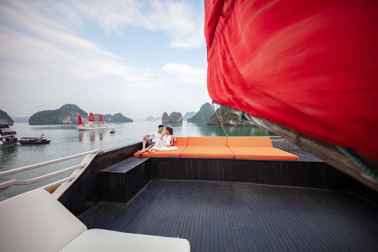 Syrena Cruises Hotell Ha Long Exteriör bild