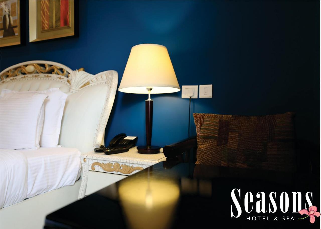 Seasons Hotel & Spa Madgaon Exteriör bild