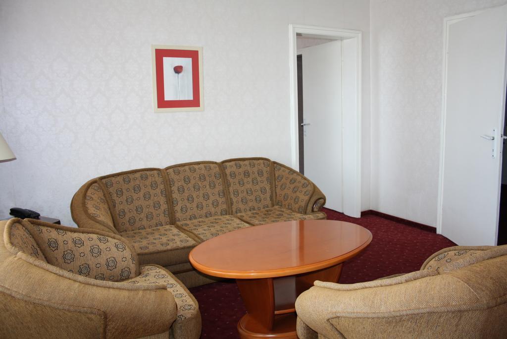 Odessos Hotell Varna Exteriör bild