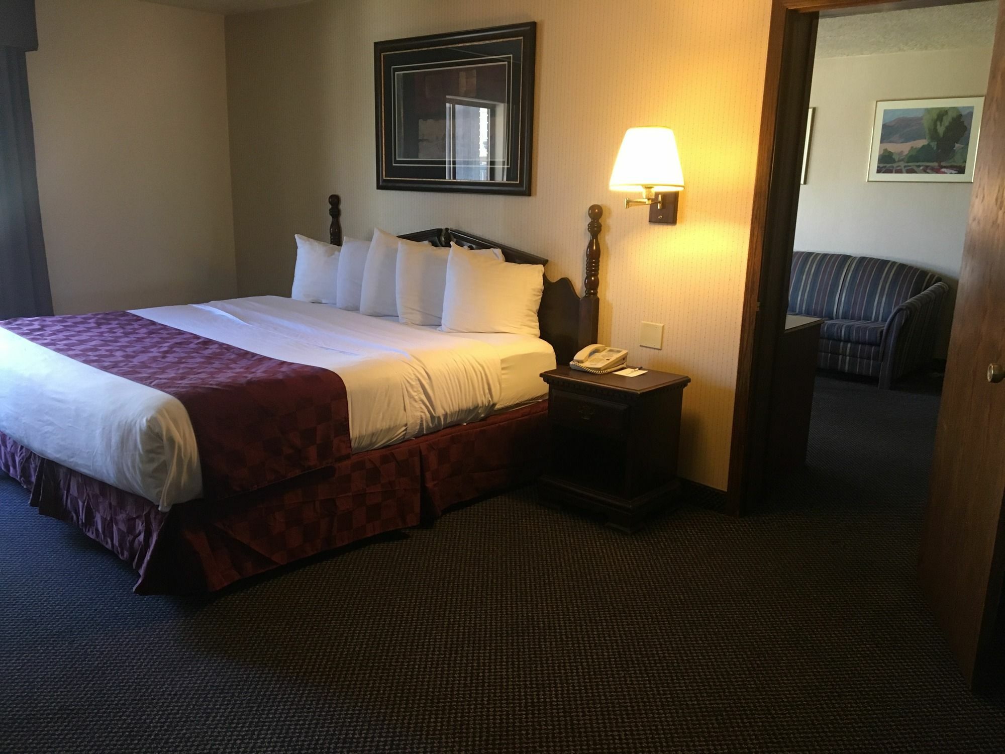 Americas Best Value Inn & Suites Ft Collins E At I-25 Fort Collins Exteriör bild