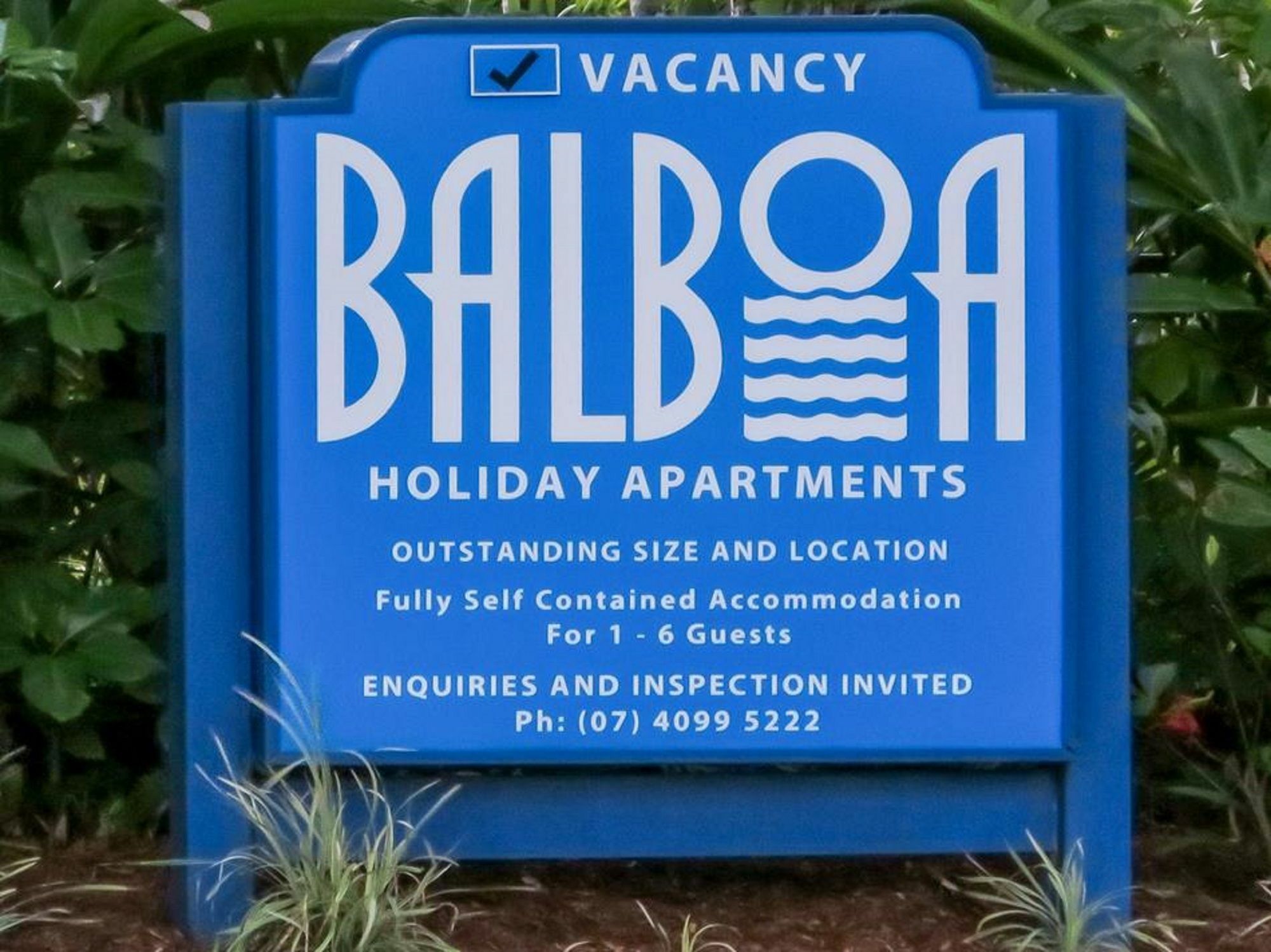 Balboa Apartments Port Douglas Exteriör bild