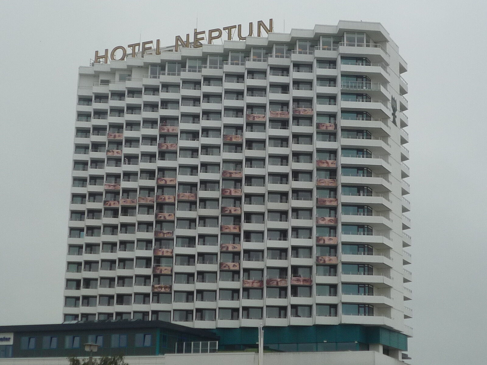 Hotel Neptun Rostock Exteriör bild