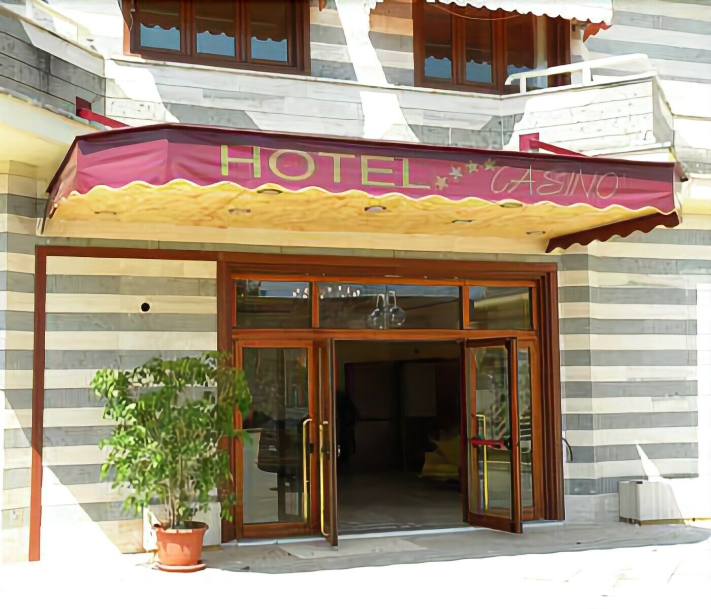 Hotel Centrale Sabaudia Exteriör bild