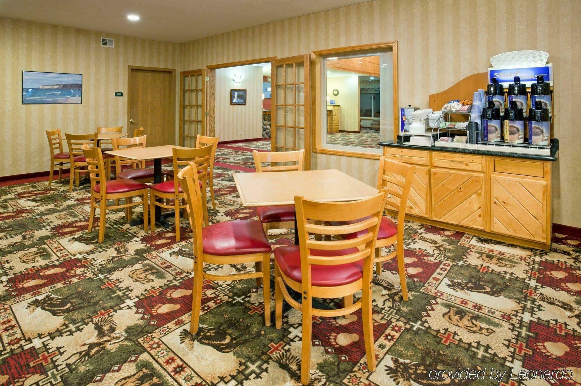 Holiday Inn Express Munising-Lakeview, An Ihg Hotel Restaurang bild