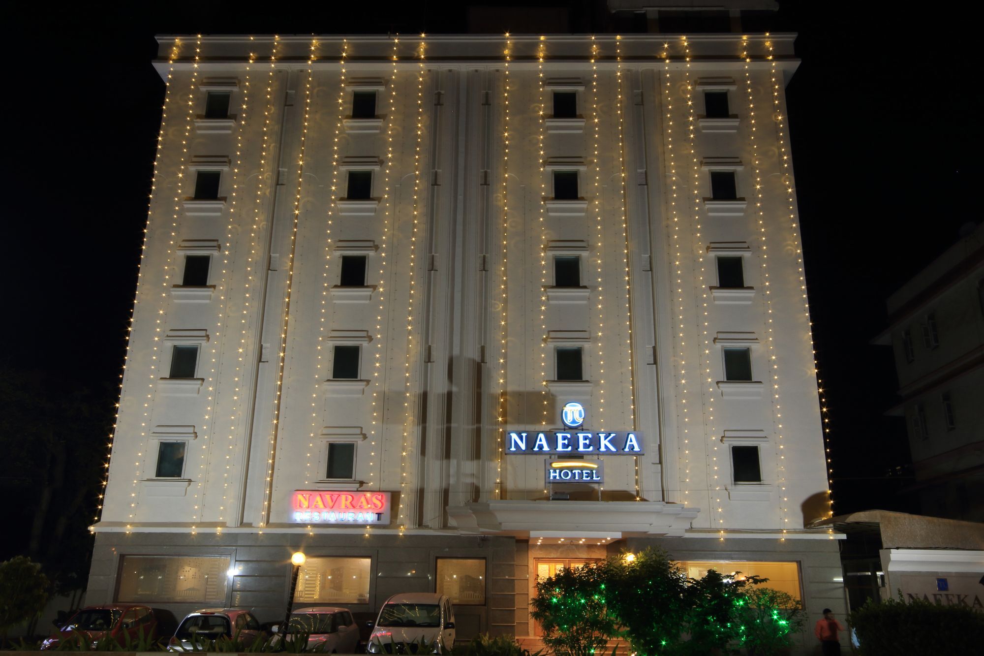 Hotel Naeeka Ahmedabad Exteriör bild