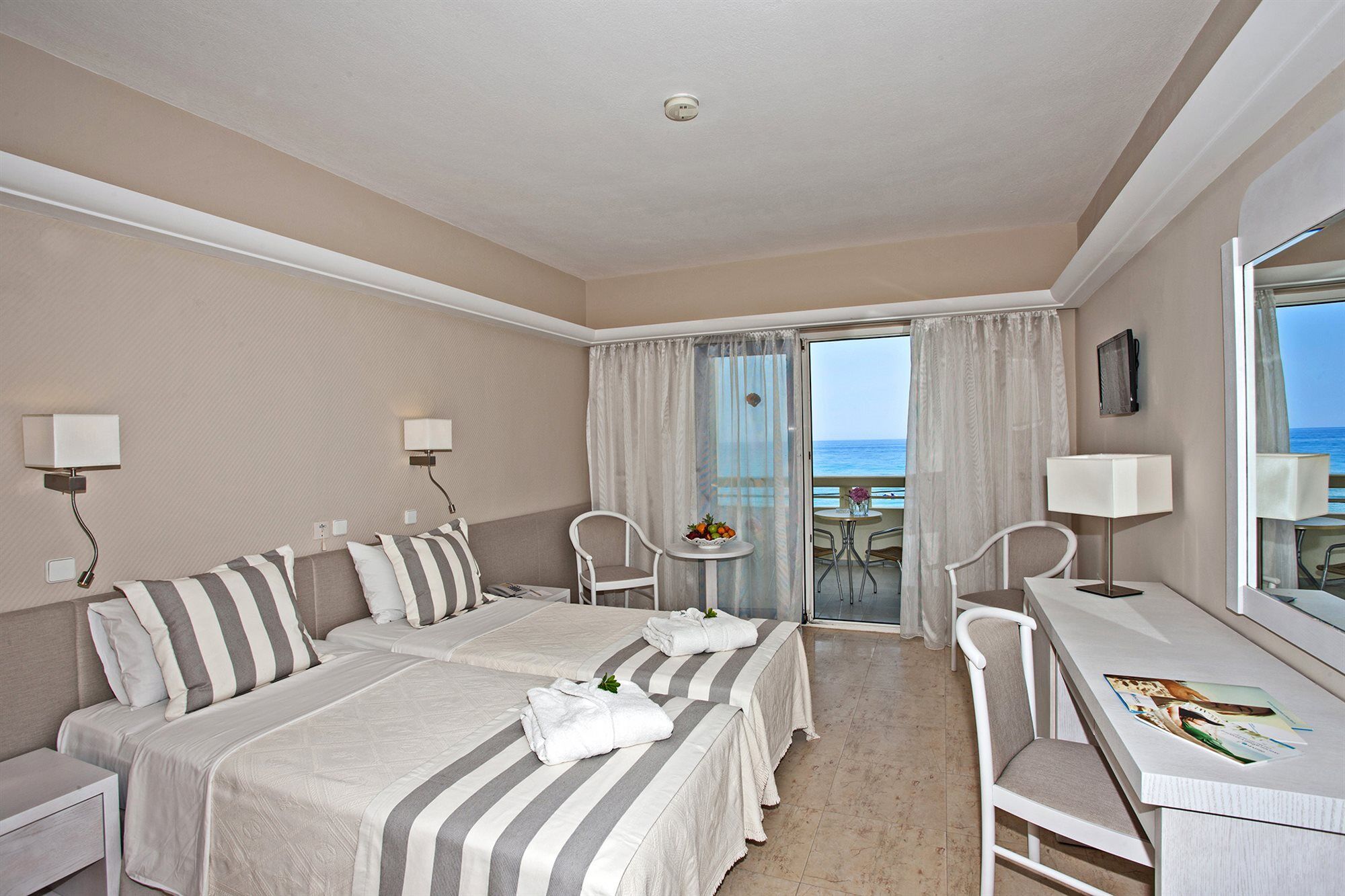 Aegean Pearl Hotell Rethymno Exteriör bild