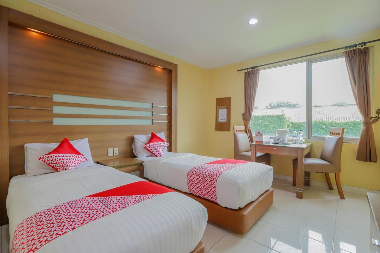 Oyo 918 Hotel Senen Indah Syariah Jakarta Exteriör bild
