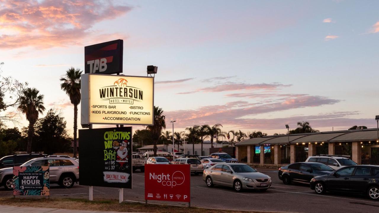 Nightcap At Wintersun Hotel Geraldton Exteriör bild