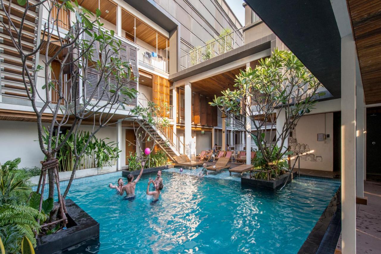 Nanda Heritage Hotel Bangkok Exteriör bild