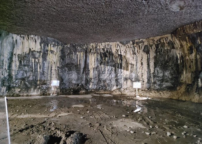 Louisville Mega Cavern photo