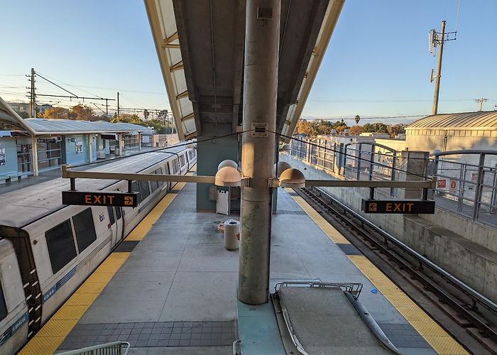 Caltrain - Millbrae Station photo