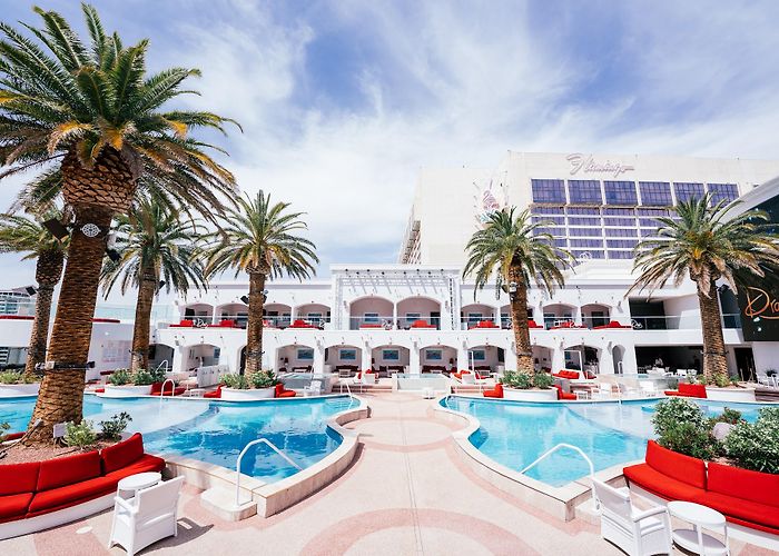 Drai's Beach Club & Nightclub photo