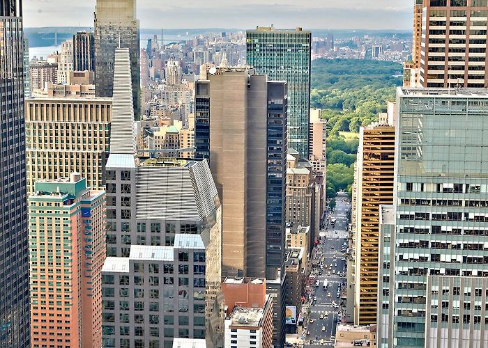 Seventh Avenue 750 Seventh Avenue - Hines photo