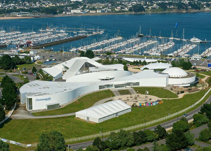 Oceanopolis Aquarium in Brittany - Océanopolis photo