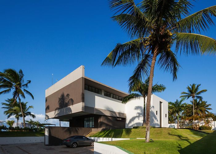 Giz Beach Giz Hollywood House / Yuri Vital | ArchDaily photo