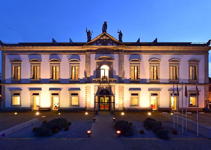 Sao Teotonio Hospital Sleeping in Viseu • Center of Portugal photo