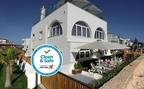 Golden Beach Guest House & Rooftop Bar Faro Exterior photo