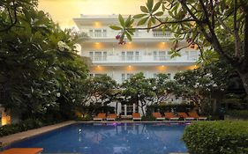 Amber Angkor Villa Hotel&Spa Siem Reap Exterior photo