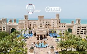 Jumeirah Al Qasr Dubai Exterior photo