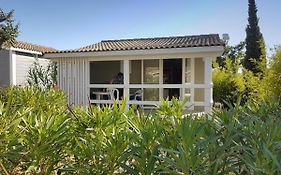 Camping Hameau Des Cannisses Hotell Gruissan Exterior photo