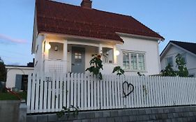 The Gingerbread House Lägenhet Lillehammer Exterior photo