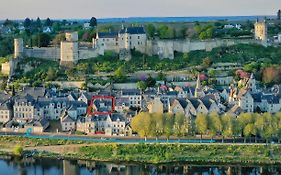 Au Relais Saint Maurice Bed and Breakfast Chinon Exterior photo