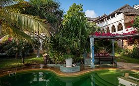 Banana House And Wellness Centre Hotell Lamu Exterior photo