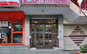 J'S Heritage Hotell Kulu Exterior photo