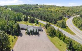 Auberge Pique Nique Hotell Shawinigan Exterior photo