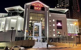 Hotel Sky, Sandton Johannesburg Exterior photo