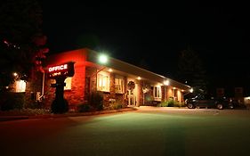 Bangor Inn & Suites Exterior photo